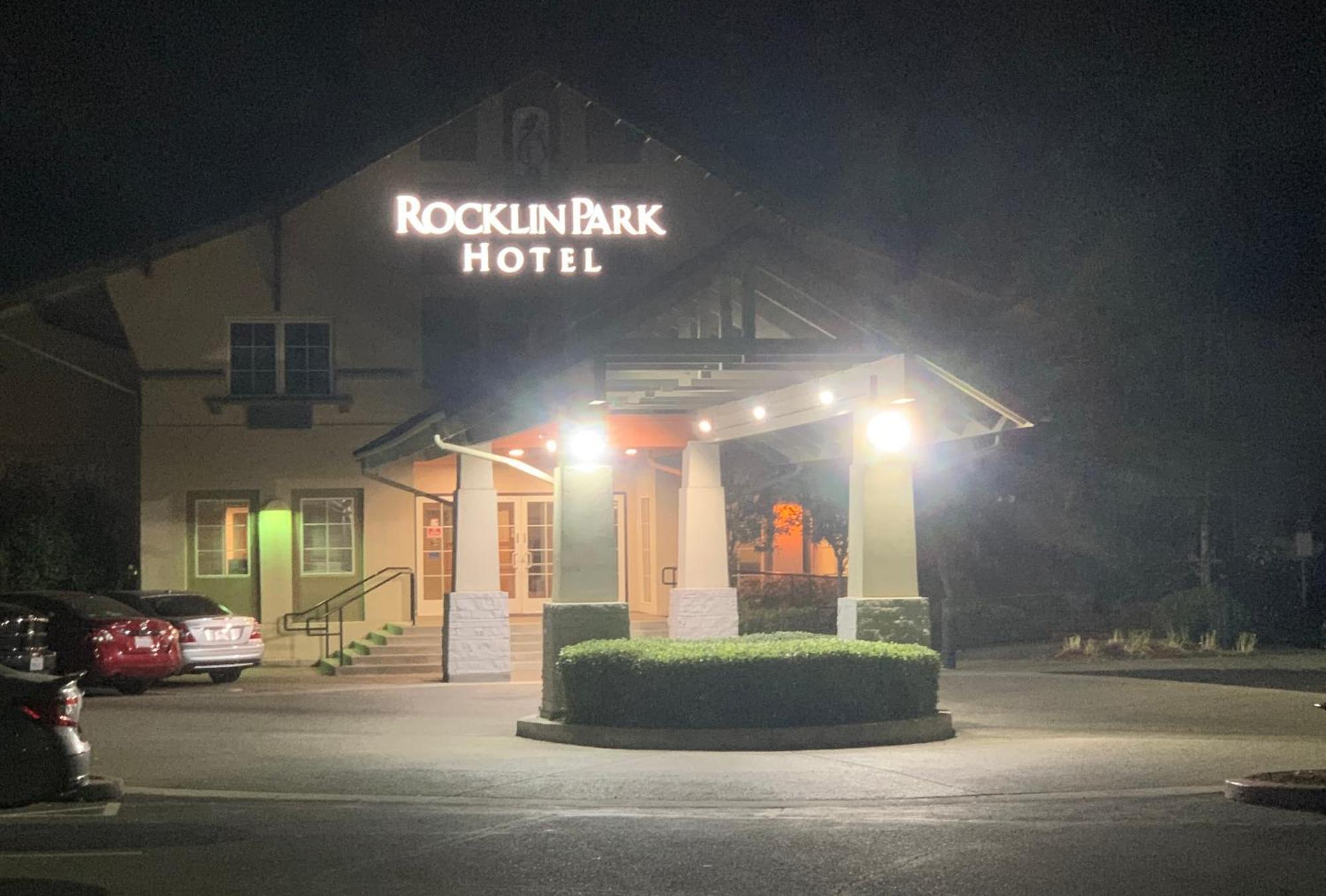 Rocklin Park Hotel Esterno foto